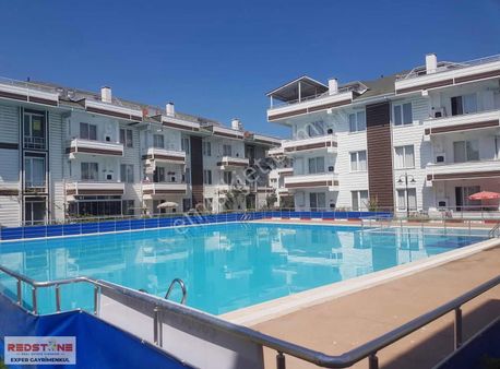 Aziziye'de Güvenlikli Sitede, Havuz Cephe, Eşyalı Satılık Daire