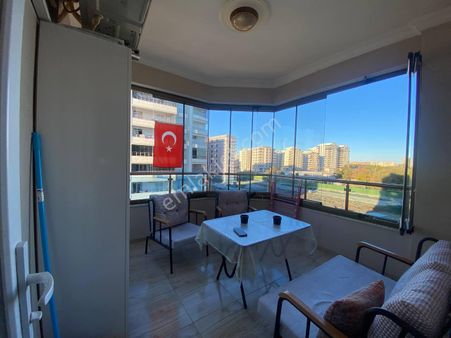 World İlkevim'den Karşıyaka'da Satılık 3+1 Daire (ara Kat)