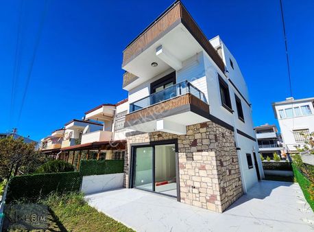 ✅ Kerim'den Güre Satılık Denize 50 Metre Fırsat Sıfır Villa