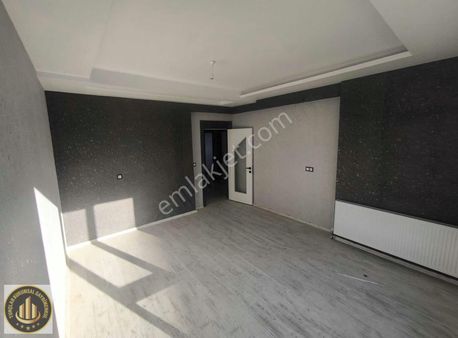 450 Evlerde 1.kat Satılık Daire