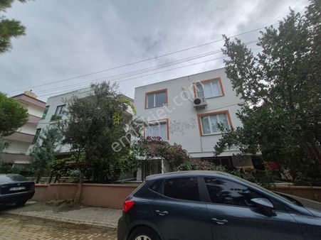 Poyraz Gayrimenkul'den Deniz'e Çok Yakın Satılık Öncephe 2+1 Daire