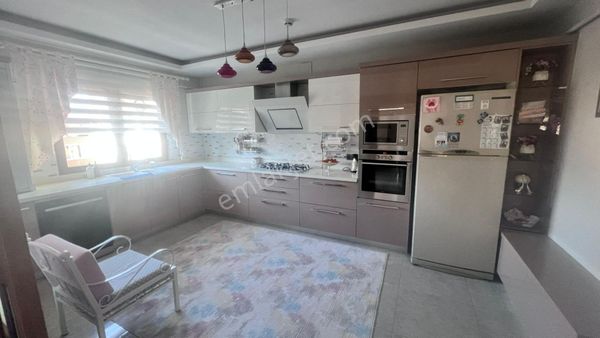 Küçükler Gayrimenkulden Satılık Dubleks Özel Yapım Daire