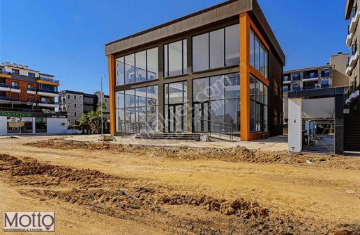 360m² Köşe Parsel Satılık Dükkan