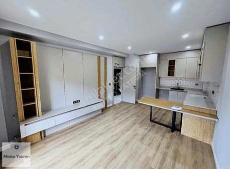 Altıntaş Mahallesinde Lüks Havuzlu Satılık 1+1 Daire