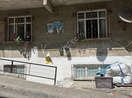 Yılmaz Emlak İnşaat'tan İkitelli'de Satılık 145m2 Eski Dükkan