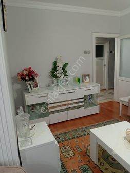 Işıklar Mah. Kırım Cd. Yakını Köşe Başı Satılık 2+1 Daire