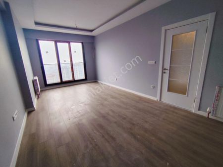 Hürriyet Mah. Ebeveyn Banyolu 2+2 Teraslı - İskanlı Sıfır Dubleks