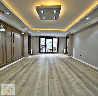 Mehterçeşme Metrobüse Yürüme Masafesi Satılık 2+1 Ara Kat Daire