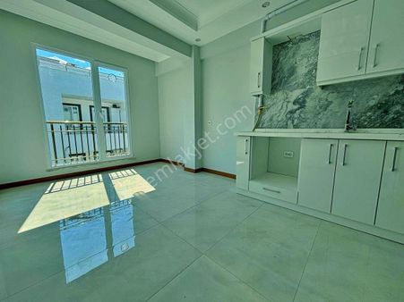 Uytundan Badem Alanında Yerden Isıtmalı Açık Mutfak 2+1 Daire