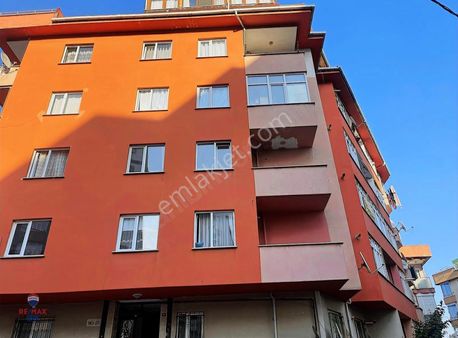 Metroya Yakın,geniş,ferah ,çok Kullanışlı Satılık 3+1