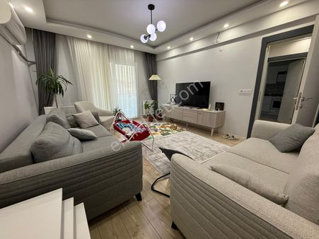 🏡 Yeni Mahalle Mahallesi 🏡 ✅2+1 90 M2 5 Katlının 1 Katı ❇️ Kombi Dogalgazlı ❇️ Kapalı Mutfak