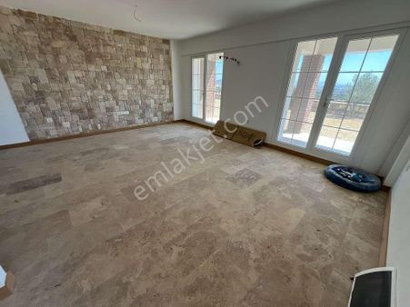 Yeni Foça Foça Hayat Da Site İçi Müstakil Havuzlu Lüx Villa