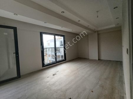 Manisa Salihli Yörük Mah. Satılık 2+1 Doğalgazlı Daire