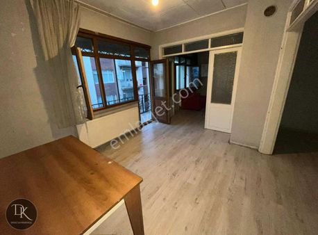 Deniz Gayrimenkul'den Karamürsel Merkez`de Kiralık 3+1 Daire!