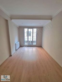 Avcılar Cihangirde Fırsat 2+1 1.kat Daire