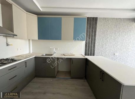 Merkezi Konumlu Site İçerisinde Havuzlu 3+1 Daire