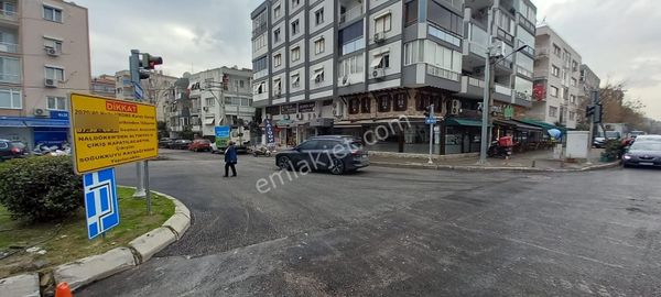 Karşıyaka Bahçelievlerde Batarlı Dükkan