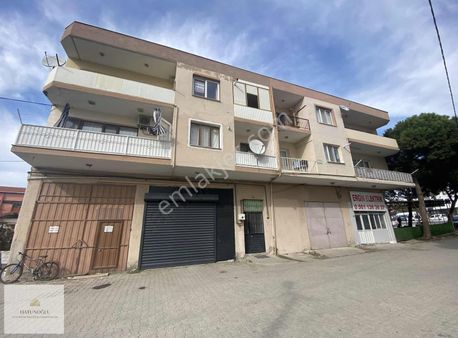 Hatunoğlu'ndan Satılık İzmir-ç.kale Yolu Üzerinde 3+1 Daire
