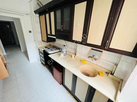 Abidinpaşa'da Okul Sokak Cad. Yakını Giriş Kat Satılık Daire !!!