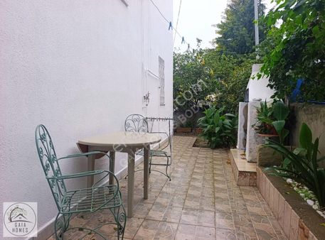 Kiralık Bodrum Merkez Temiz Ve Güzel Eşyalı 3+1 Bahçe Katı Daire