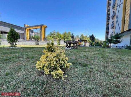 Acil Emlak'tan Çifkar Sitesi Kiralık 5 Odalı Daire