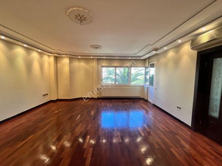 Milas Emek Mahallesinde 160 M² Doğalgazlı Kiralık Daire