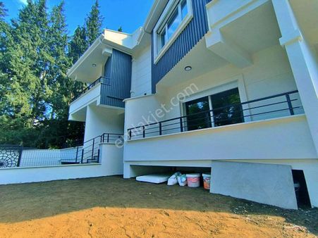 Uytundan Gürede Doğayla İçiçe Mustakil Tadında 2+1 Satılık Daire