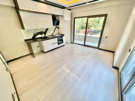 ⭐akçay Ay Emlak'tan⭐ikizçay'da Ön Cephe Müstakil Tadında Doğa İle İç İçe Satılık 1+1 Geniş Daire