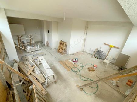 Mertcan'dan Güllübağlar Mah. Caddeye 1dk Giriş Kat Dükkan