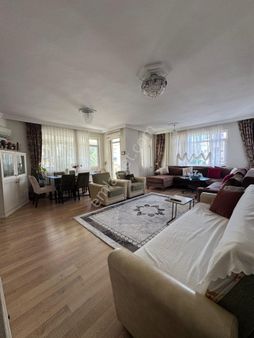 Şafak Mah.3+1 Geniş Ferah Merkezi Lokasyonda Satılık Daire