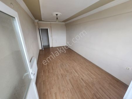 Turgut Gayrimenkul'den Kızılpınar Atatürk Mahallesi Hürriyet Caddesinde 2+1 Daire