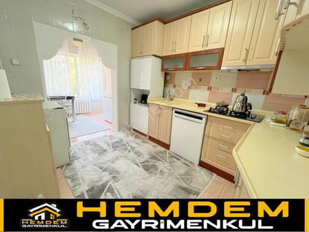 Hemdem Gayrimenkul'den Topçu'da Ahimesut Bulvar Üzeri 14.cadde Yanı Site İçi 3+1 Satılık Daire