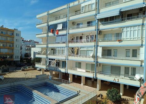 Mersin - Sahile 70 Metre Mesafede Yüzme Havuzlu Sitede Daire