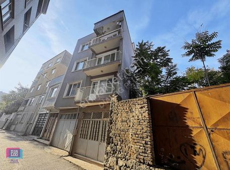 Yediselviler Mahallesinde 2+1 Kiralık Geniş Daire