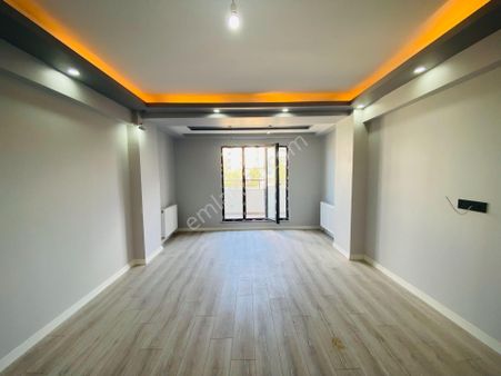 Güven'den Kapaklı'da Geniş Balkonlu İskanlı Satılık 2+1 Daire