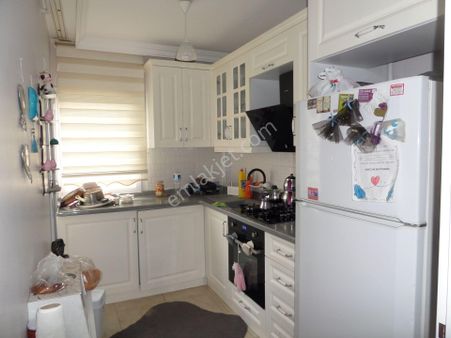 100.yılda, 3. Katı ,doğalgazlı ,parkeli ,full Yapılı Satılık Daire