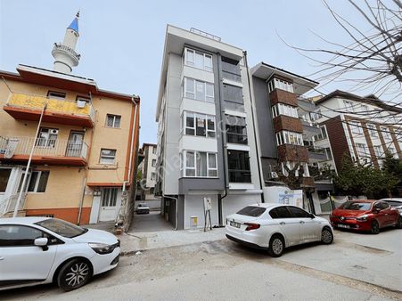 Rw Milyondan Bahçelievler'de Özel Garajlı, Bahçeli, 3+1 Daire !