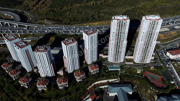 5 Levent Finanskent Konutlarında Manzaralı Satılık 3+1 Daire