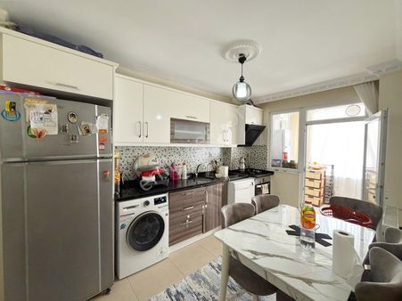 Salih Emlak 'tan Satılık 4+1 Kredili 10 Yıllık Çatı Dubleks