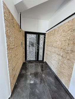 Akkaya İnşatan Otogar Yakını T.dağ Yolu Üstü Otoparklı Sıfır 2+1