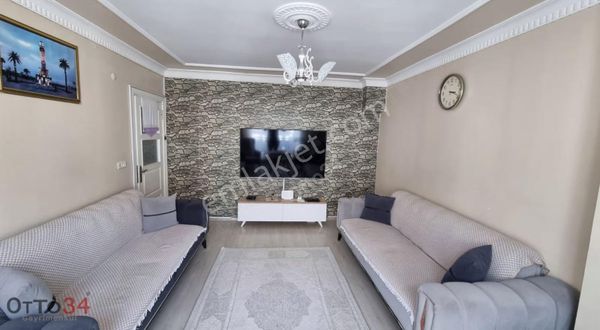 Esenyurt Akşemsettin Mh 2+1 Temiz Ferah Muhteşem Konumlu Daire