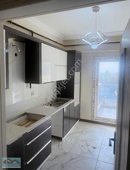 Menemen Atatürk Mahallesi Sıfır 138 M2 Lüks 3+1 Kiralık Daire