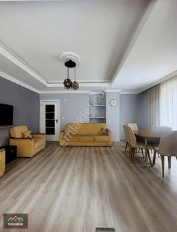 İstanbul Sancaktepe Safa Mah. Satılık 3+1 Daire 136 M2 Ara Kat