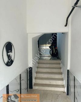 İzmir Selçuk'ta 2+1 Sıfır Kiralık Daire Merkezde