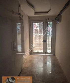 Buca Atatürk Mah.buca Kadın Doğum Hastane Yakını 2+1 Açık Mutfak Salon Bahçeli Eşyalı Kiralık Daire