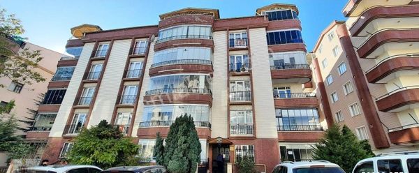 Karşıyaka Da Kanal Üzeri Kiralık 3,5+1 Daire