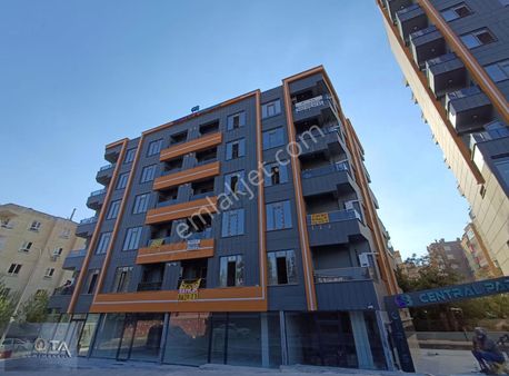 Şehrin Göbeğinde Kiralık Sıfır 1+1 Daire