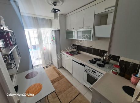 Cadde Lokasyonlu İçi Yapılı Ve Ferah Katta 2+1 Satılık Daire