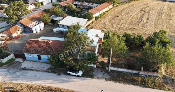 Zeybek Emlaktan Tuzakçıda 566 M2 Arsa İçinde Dubleks Müstakil Evimiz Satılıktır