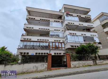 Güzelyalı Kat Mülkiyetli 3+1 130 M2 İçi Lüks Yapılı Harika Konum